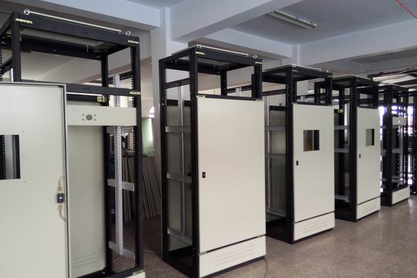 永登控制箱-3683谈谈控制箱的维护和保养事